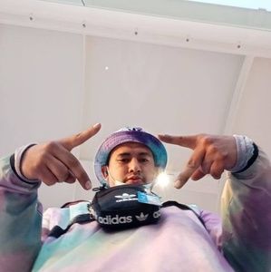 Meet your Posher, Jason